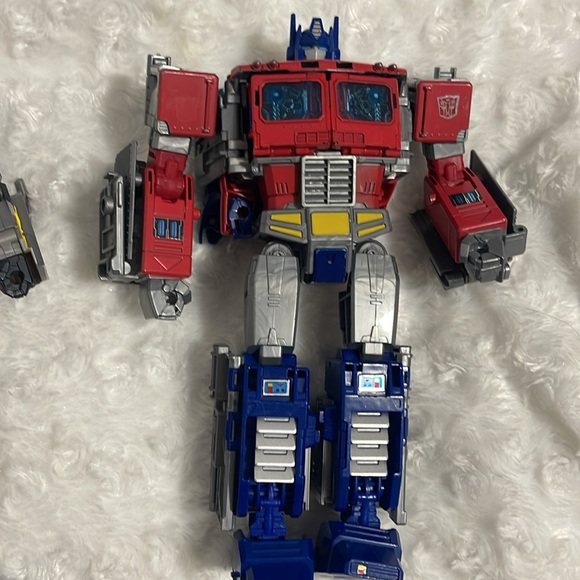 TRANSFORMERS ROBOTS LOT - Picture 9 of 12